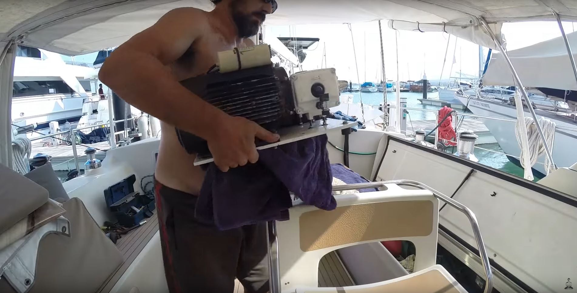 repairing sailboat amel super maramu