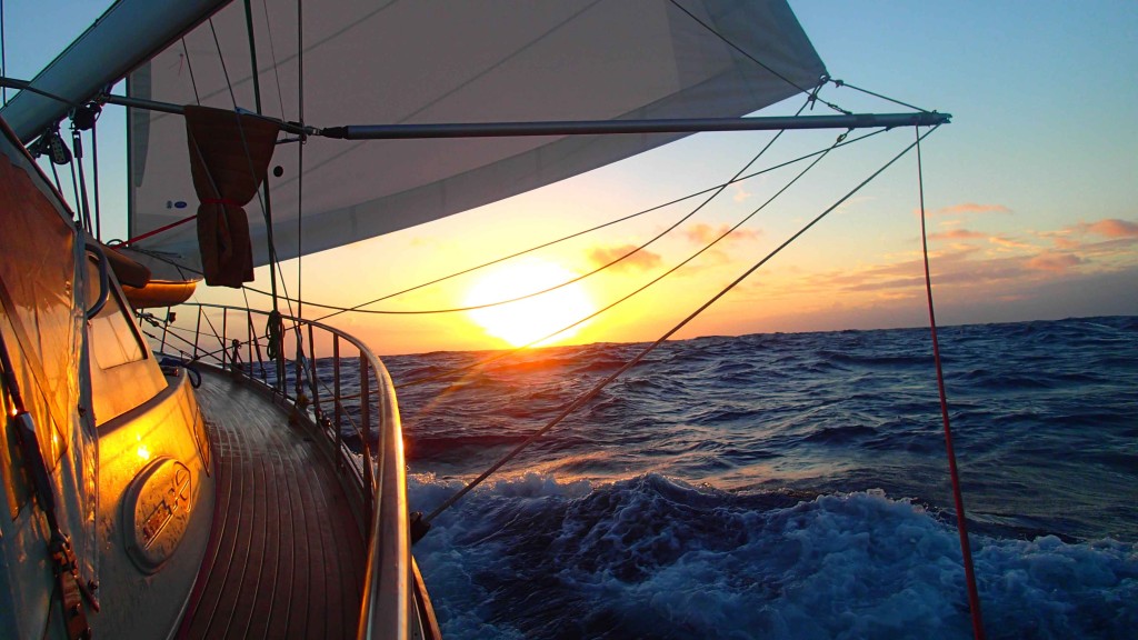 sunset open ocean sailing cocos keeling
