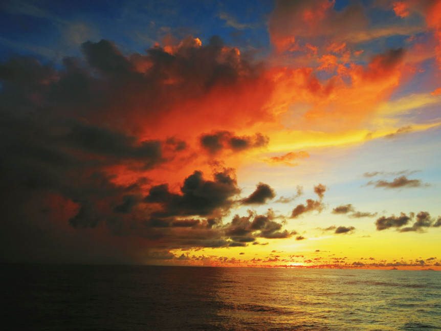 amazing sunset open ocean travel blog