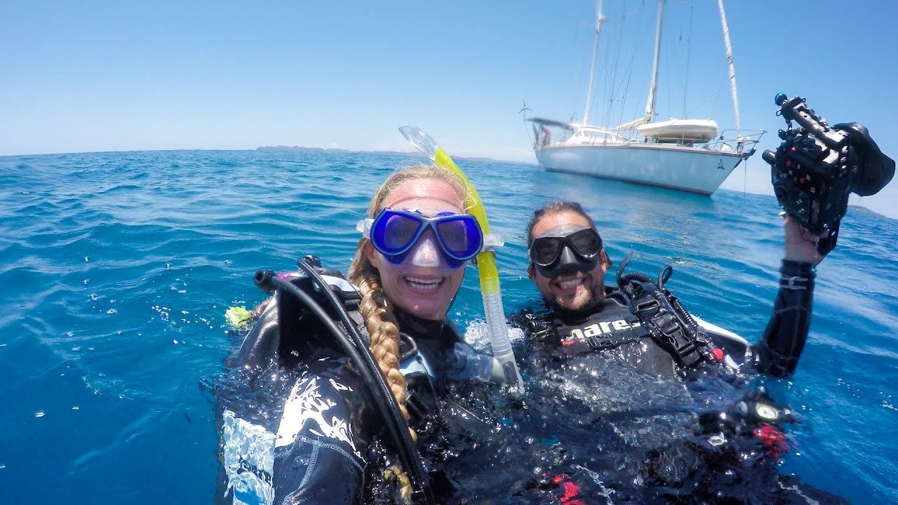 DIY Scuba Diving on Sailing Vessel Delos - SV Delos